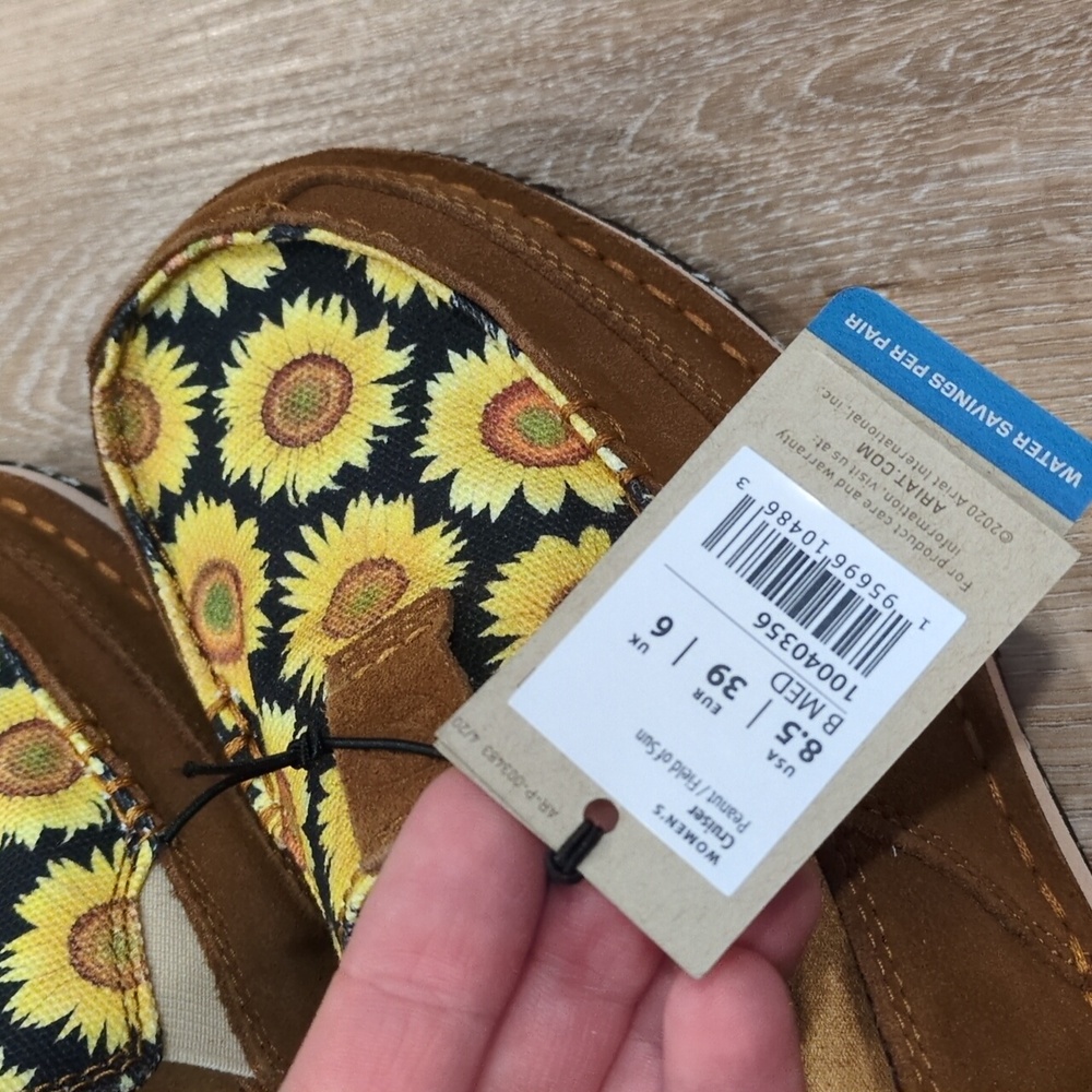 💛🌻 New In Box Ariat Sunflower Patterned Loafers Women's size 8.5 B Medium 🌻💛 - Picture 9 of 13